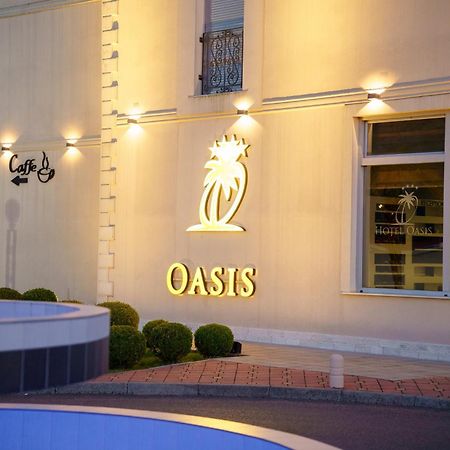 Hotel Oasis Podgorica Kültér fotó