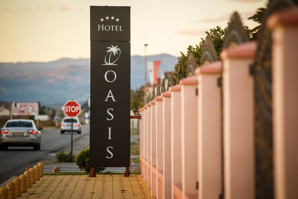 Hotel Oasis Podgorica Kültér fotó