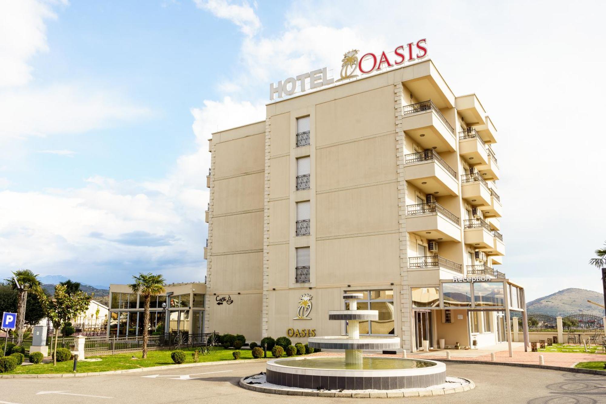 Hotel Oasis Podgorica Kültér fotó