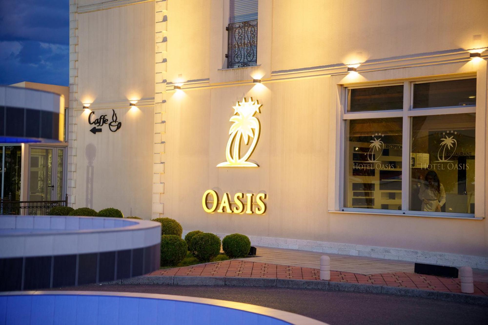 Hotel Oasis Podgorica Kültér fotó