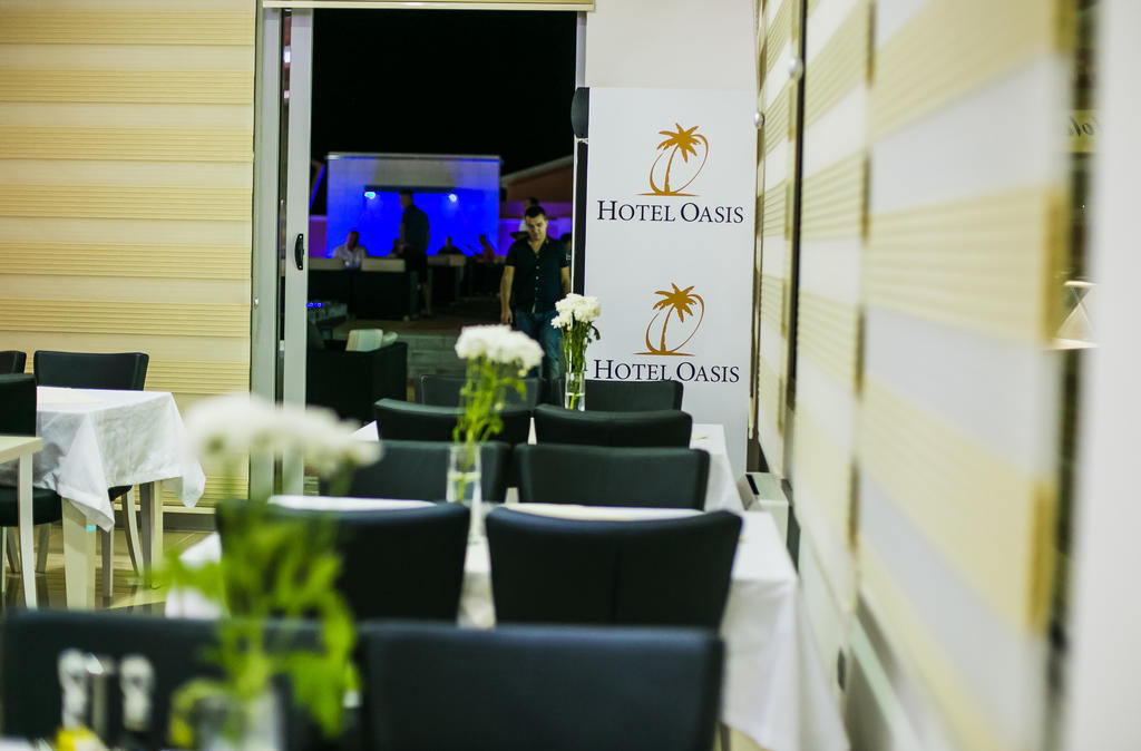 Hotel Oasis Podgorica Kültér fotó