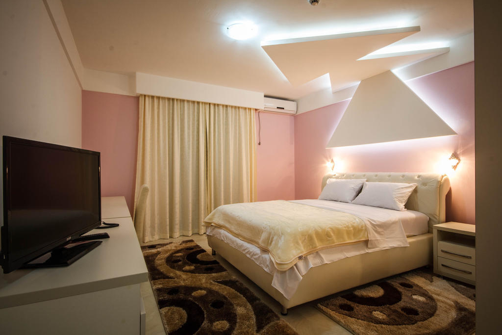 Hotel Oasis Podgorica Szoba fotó